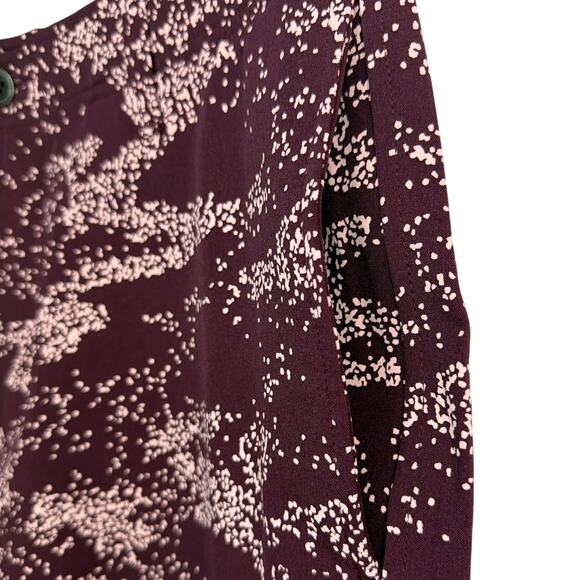 NWT Under Armour Golf Printed Burgundy Shorts Mens Size 34 (1377303-600) - Picture 3 of 9